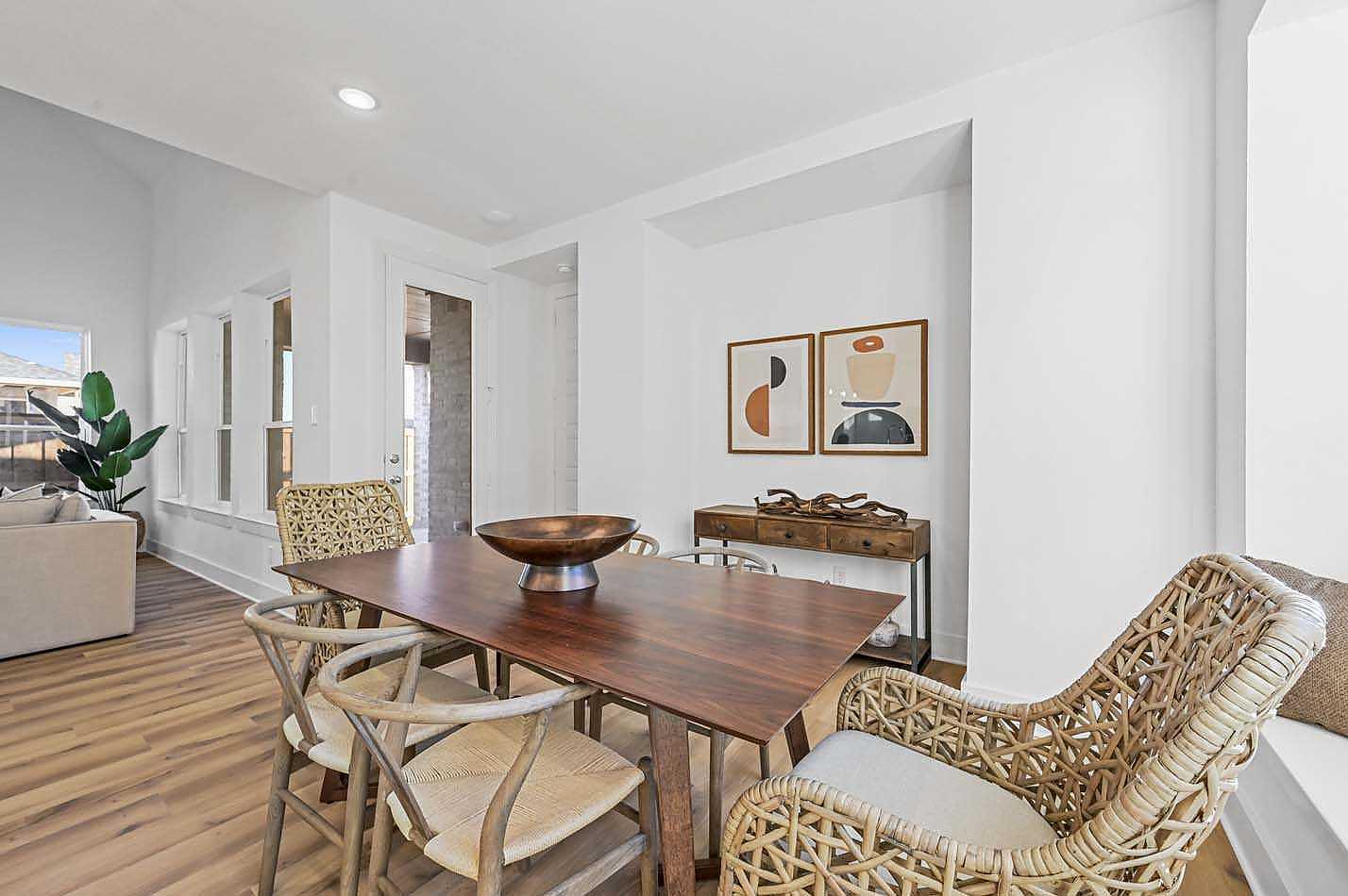 New Home for Sale 1008 Violet Drive in Crowley, TX 76036