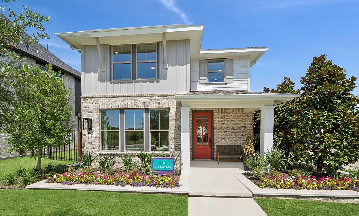 David Weekley Homes 35’ Model is Now Open!